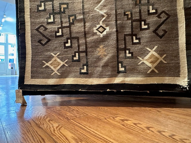 Antique Crystal Navajo weaving, Navajo rug for sale, authentic navajo weaving, telluride furnishings, telluride art gallery