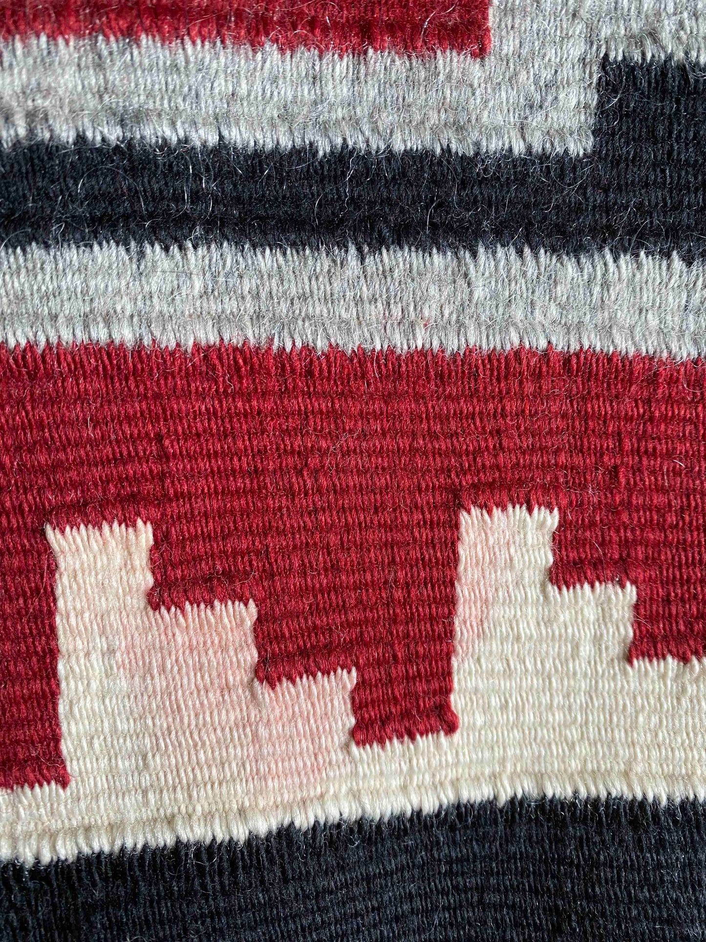 Ganado Navajo Weaving, Navajo rug for sale, authentic Navajo weaving, telluride furnishings, telluride art gallery