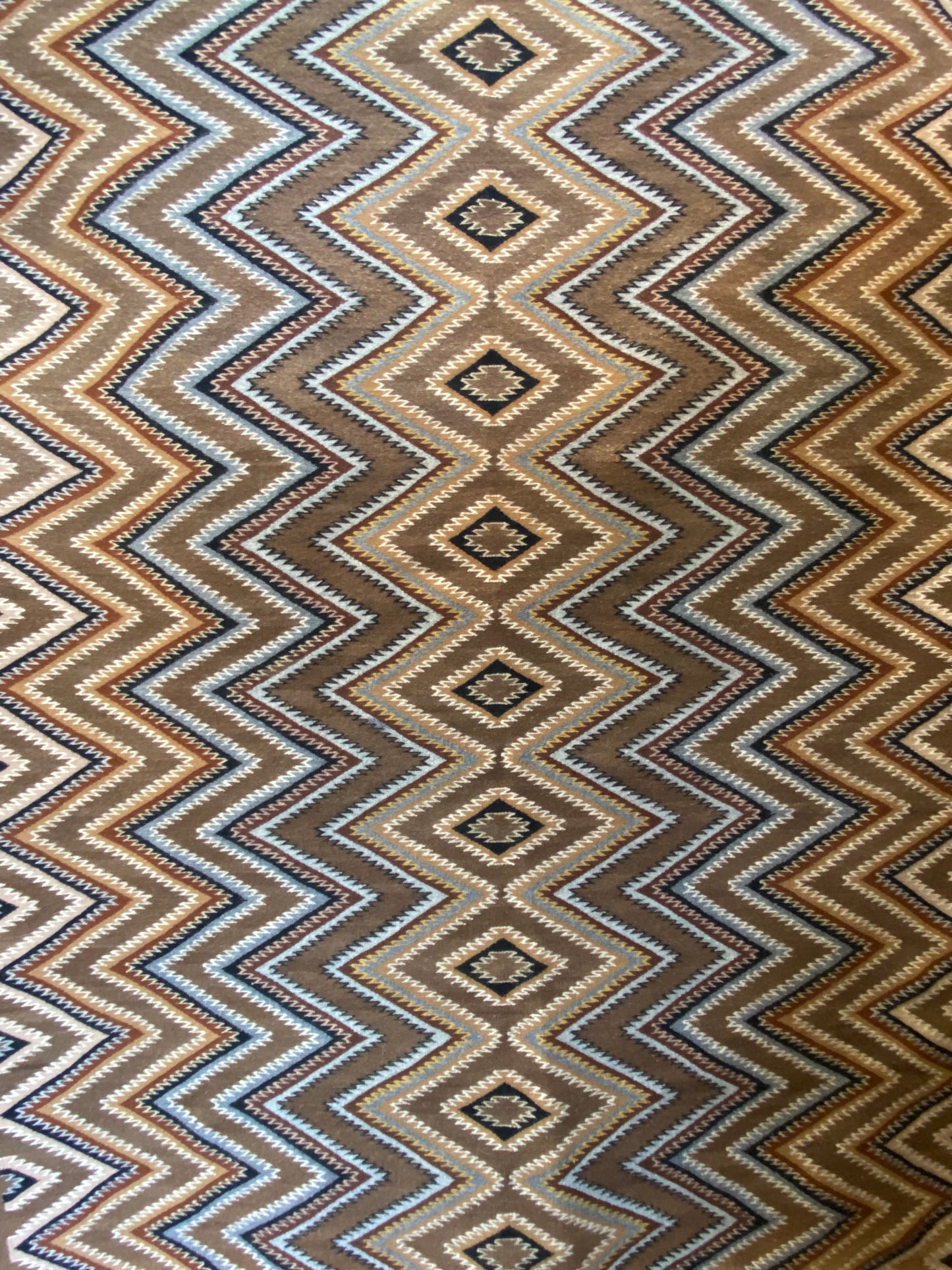 Teec Nos Pos Navajo Weaving, authentic navajo rug for sale, Telluride gallery, telluride decor