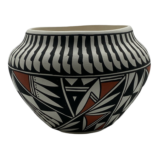 dSA Acoma Pottery