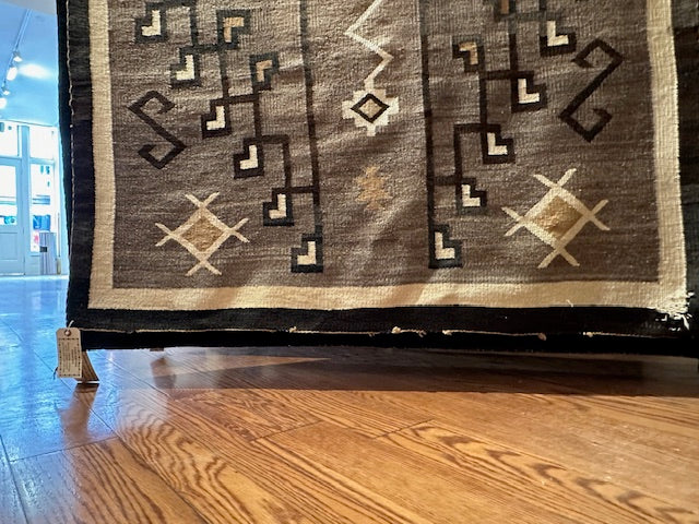 Antique Crystal Navajo weaving, Navajo rug for sale, authentic navajo weaving, telluride furnishings, telluride art gallery 