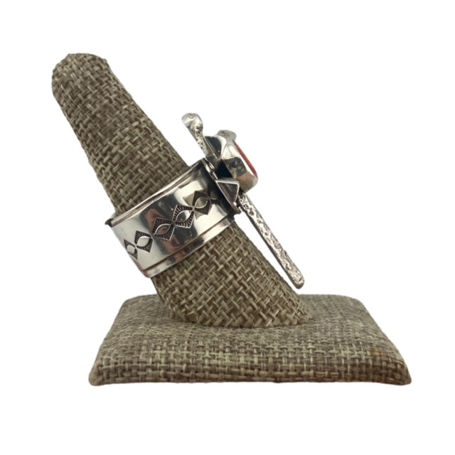 Gary Custer Dragonfly Spiny Oyster Ring