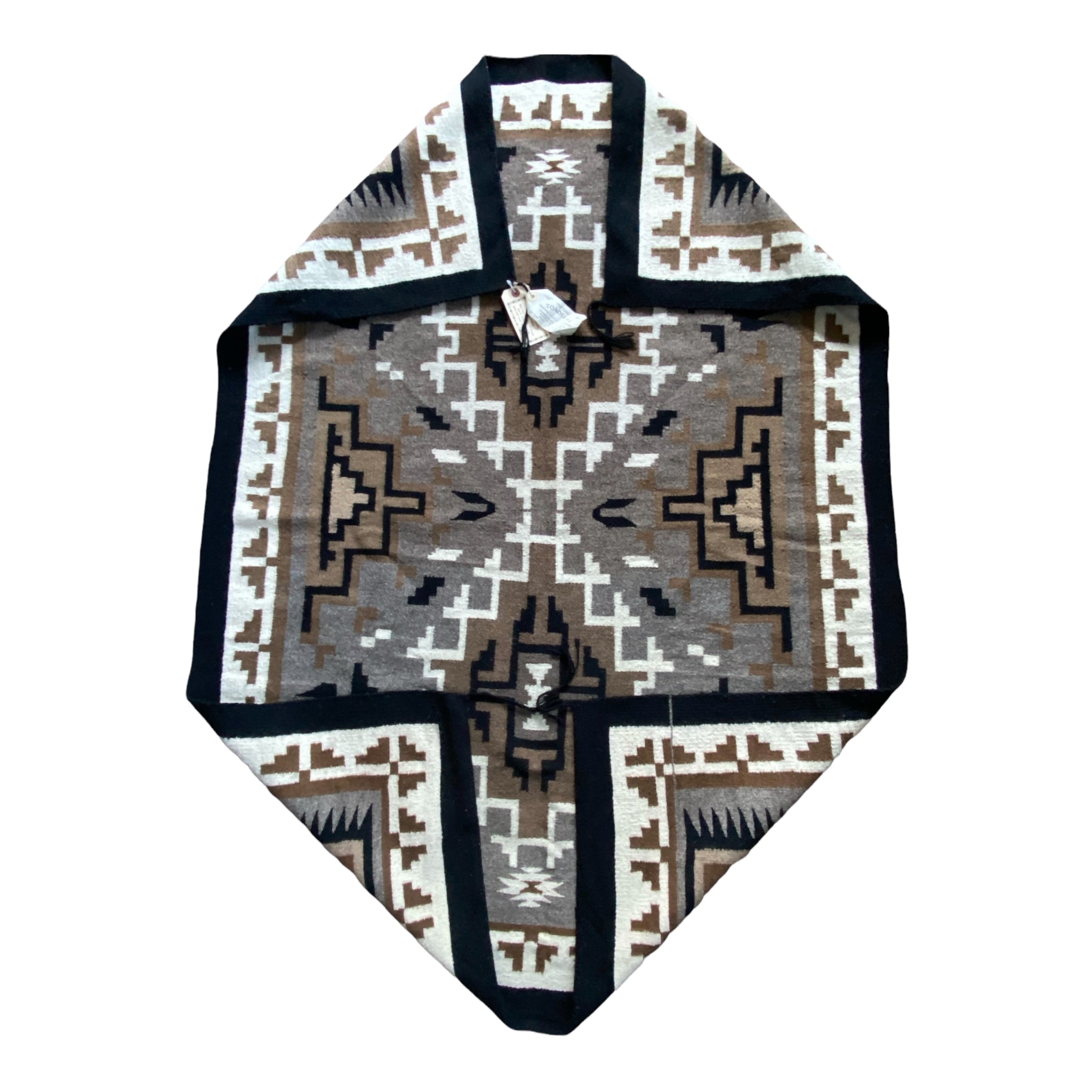 Daisy Shorty Two Grey Hills 44" x 62"